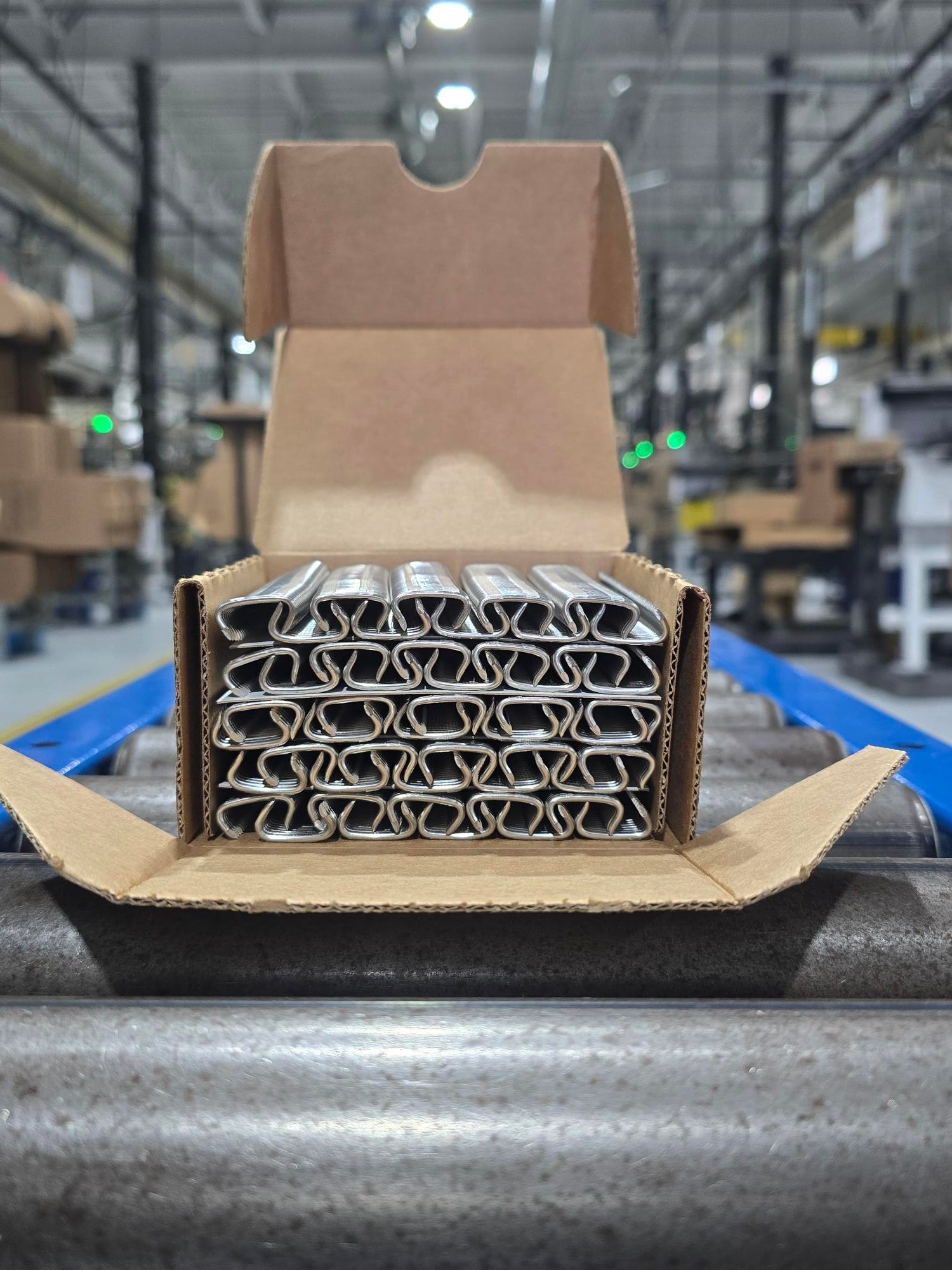 515D50 9/16" 15 Gauge D - Style Hog Ring
