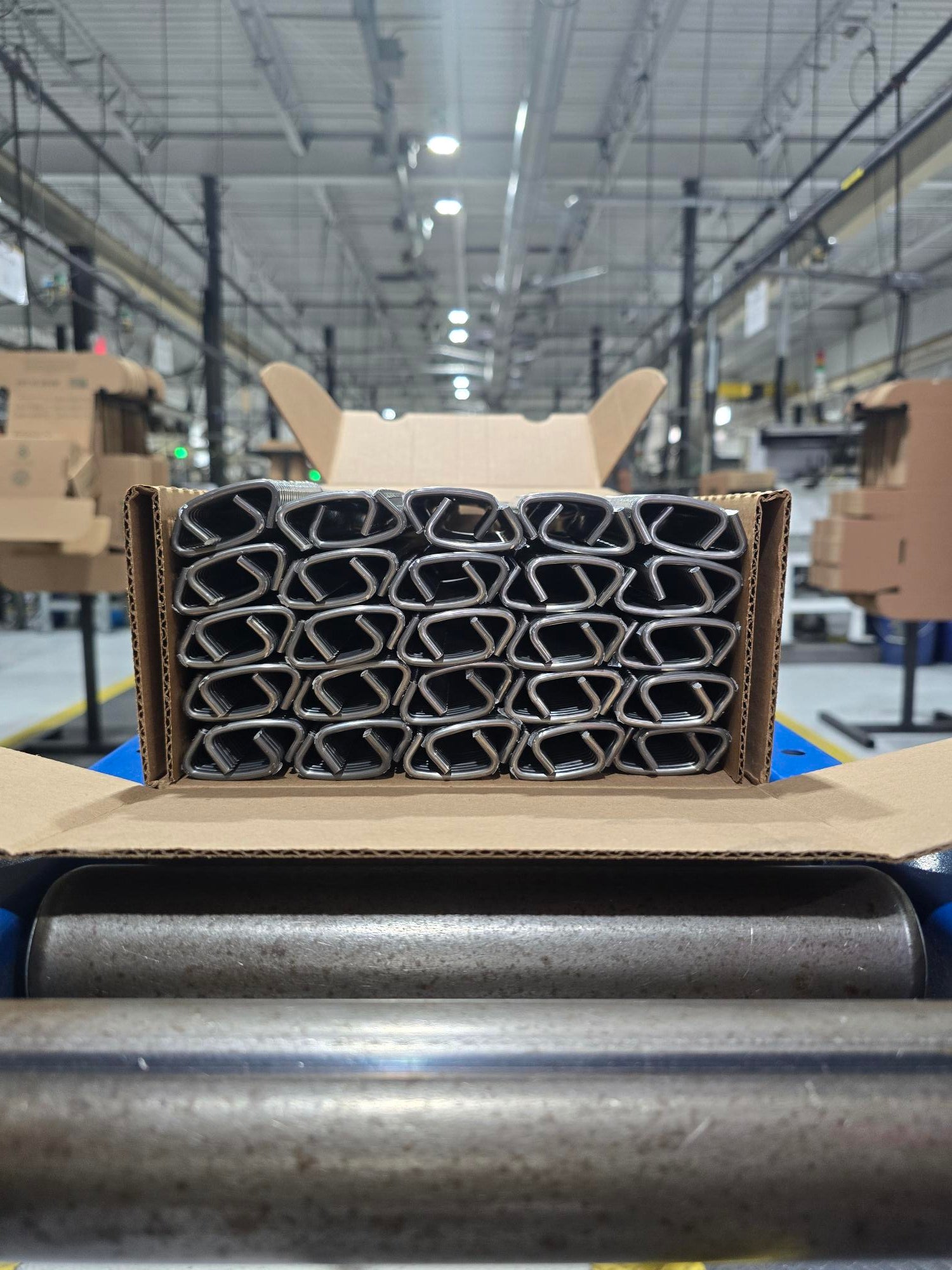 American Made 9 Gauge Fencing Hog Rings, 09DAL25 for KHFP9 Plier, Heavy Duty D-Rings